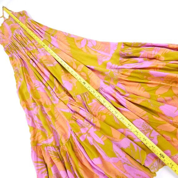 FREE PEOPLE Heat Wave Maxi Dress Gold Floral Tiered Ruffle Smocked Resort XS - Picture 4 of 8